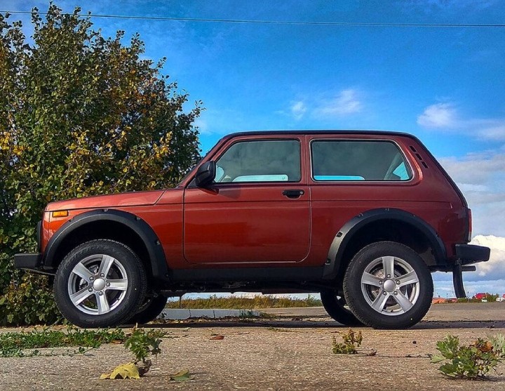 Silové lemy 3dv. LADA NIVA - 4 cm